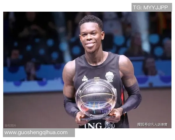 足球大满贯球星荣耀背后的人生故事与传奇时刻 足球大满贯球星荣耀背后的人生故事与传奇时刻