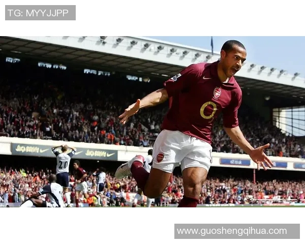 法国足球传奇亨利：从天赋少年到世界足球巨星的辉煌历程